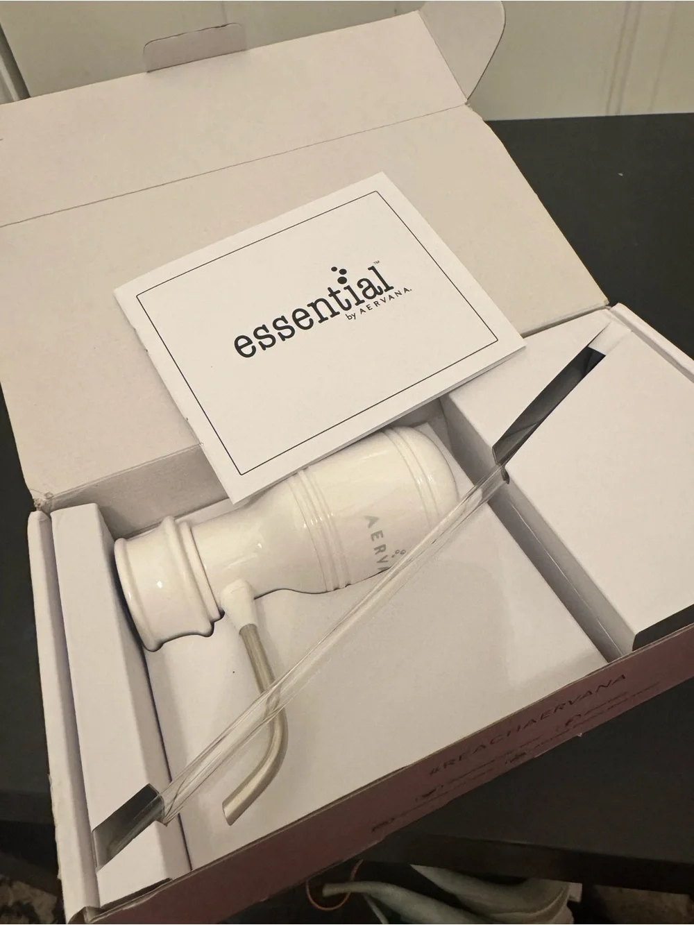 Aervana Essential: Electric Wine Aerator and Pour Dispenser White NEW Open Box